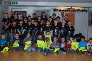 Besinnlich ließ die RKG Schülermannschaft die Saison 2015 mit einer Weihnachtsfeier ausklingen