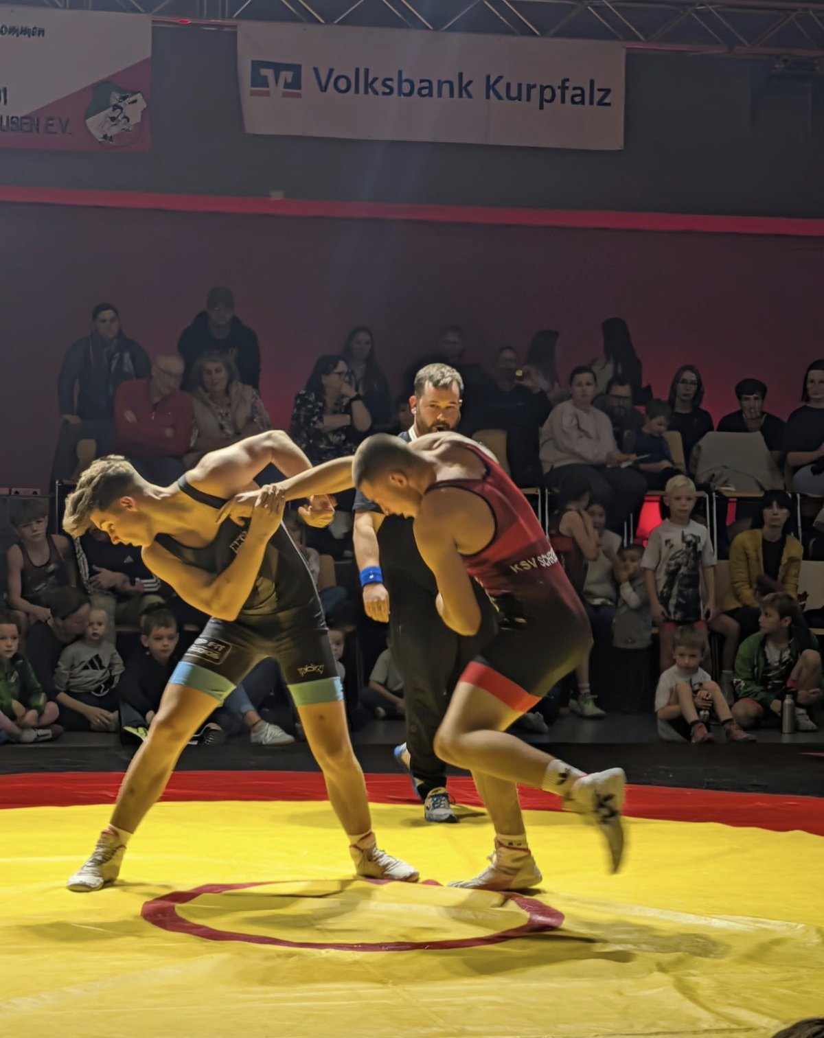 Wichtige Ausfälle weggesteckt: RKG Schülermannschaft verteidigt Tabellenführung!🤼‍♂️